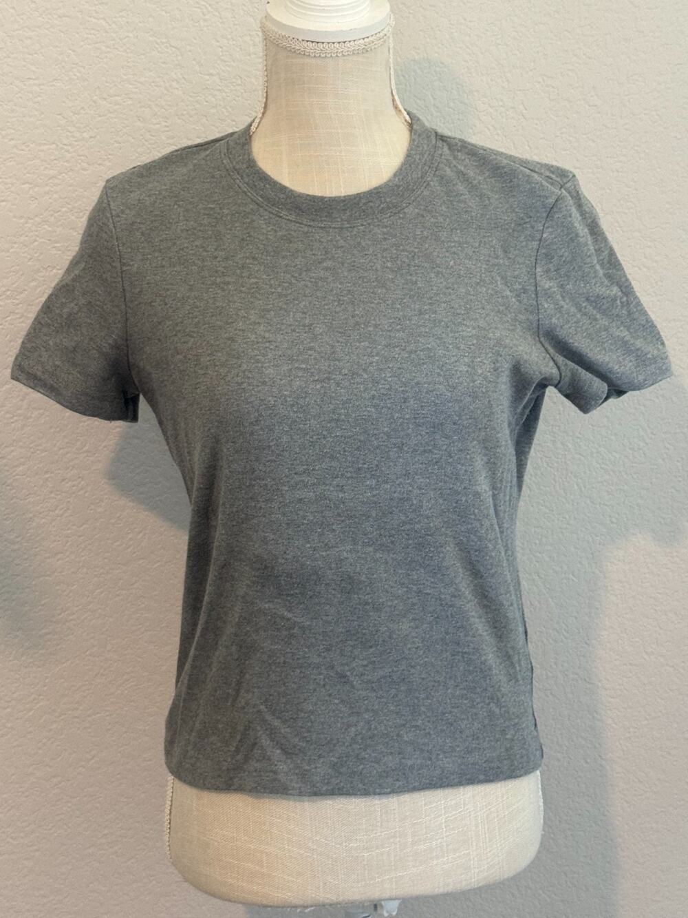 Cuts Womens Large Grey Crew Neck Short Sleeve Stretch Cotton Blend T-Shirt Tee